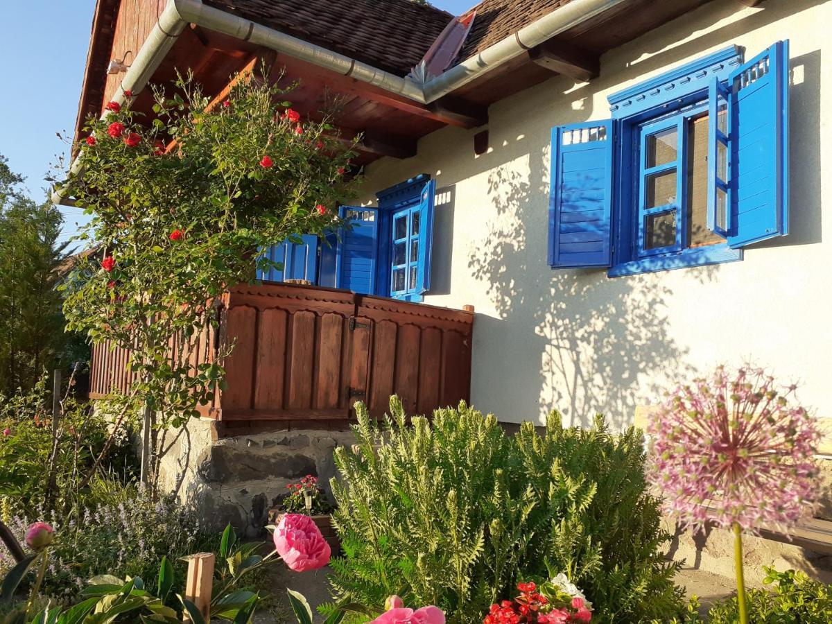 Siklod. Csaba Vendeghaz Hotel Exterior foto